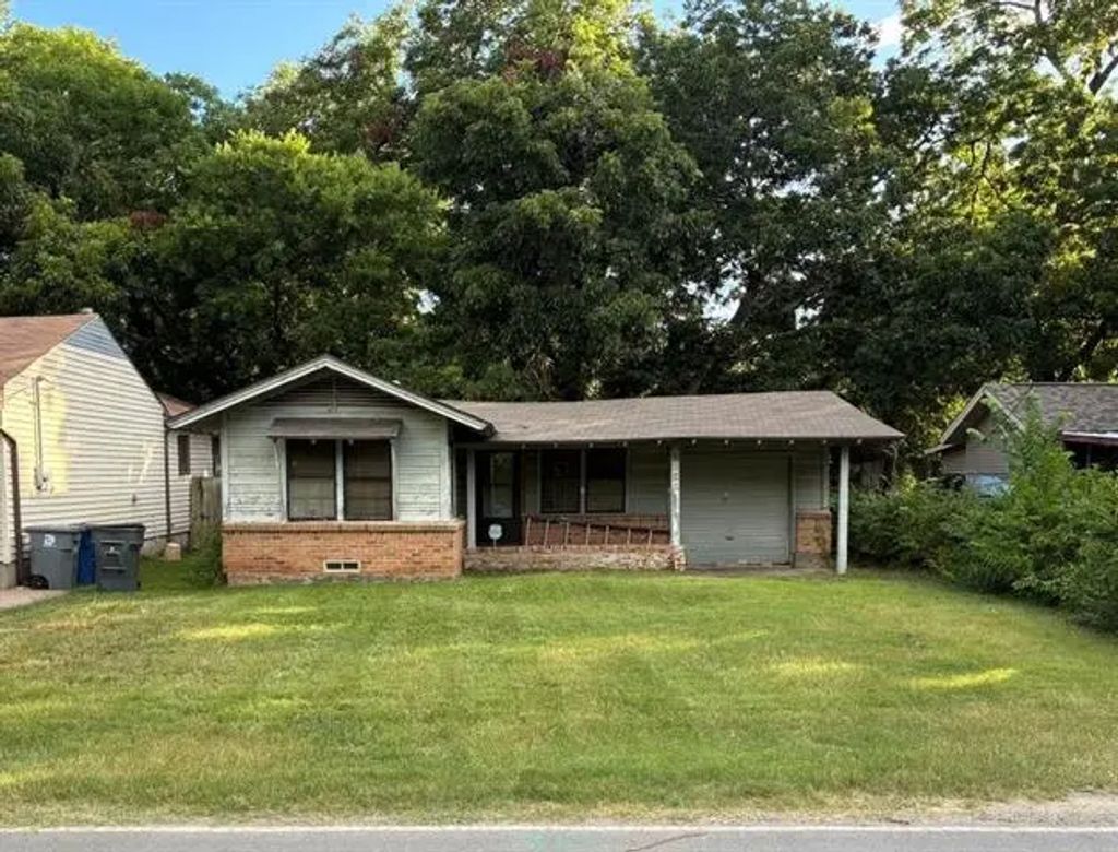 5650 Forney Road, Dallas