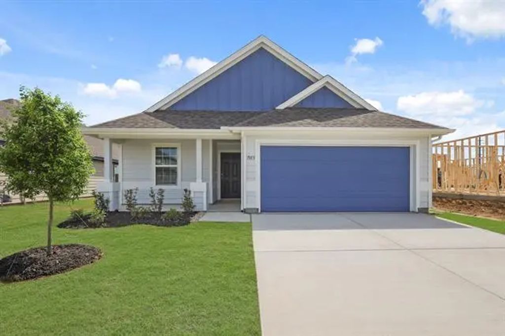 7013 Trestle Street, Fort Worth