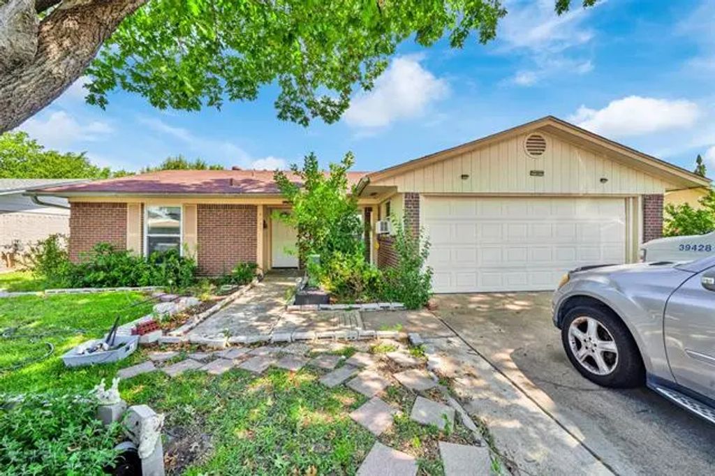 4013 Tynes Drive, Garland