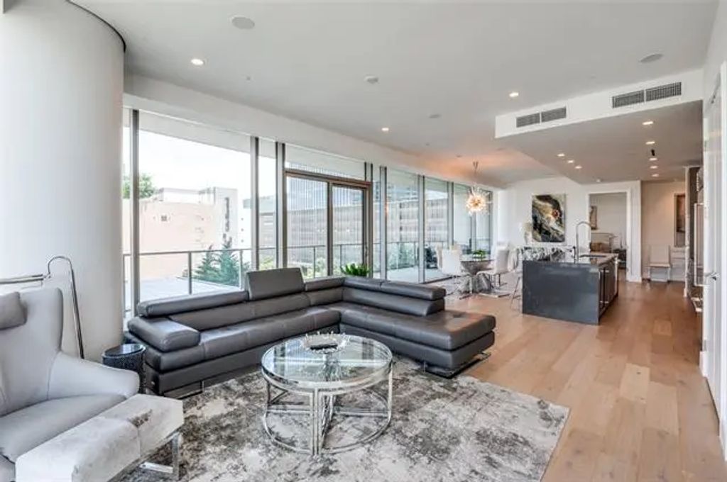 7901 Windrose Avenue 501, Plano