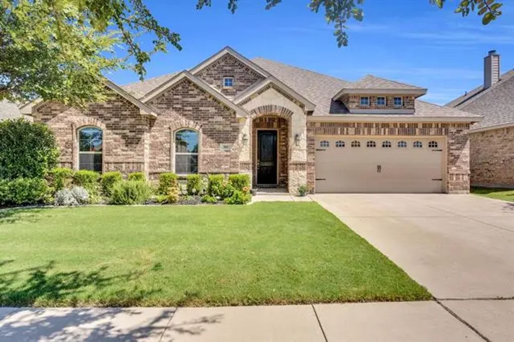 305 Haven Road, Waxahachie
