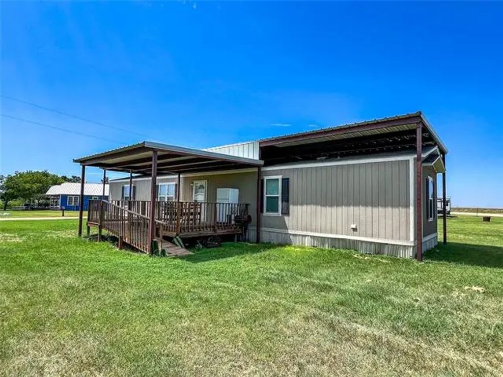 627 Earles Camp Road, Haskell