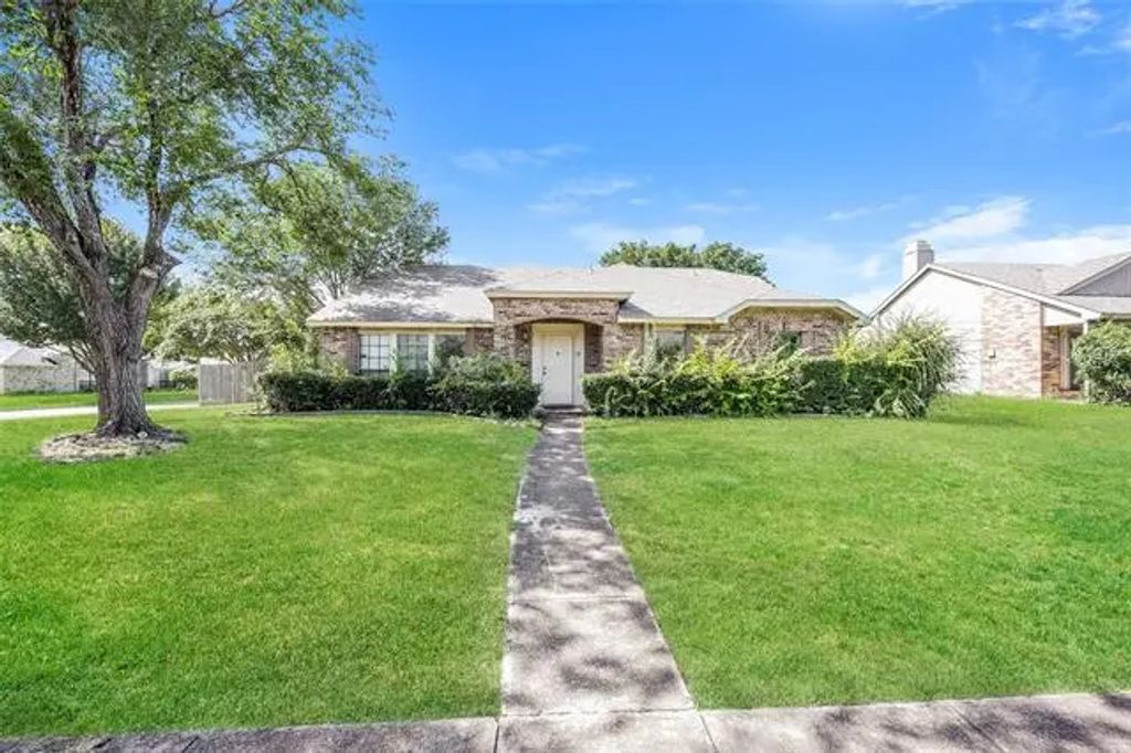 513 Rainier Street, Cedar Hill