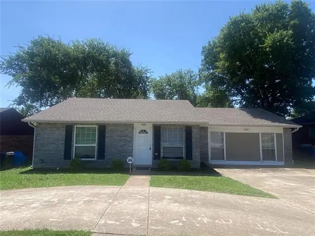 1542 Firebird Drive, Dallas
