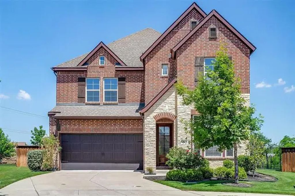 6342 Saddlebrook Way, Irving