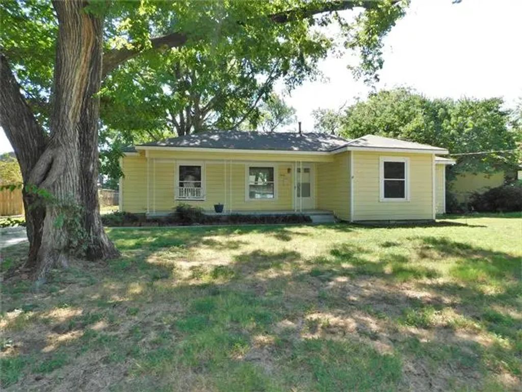 1000 Coit Street, Denton