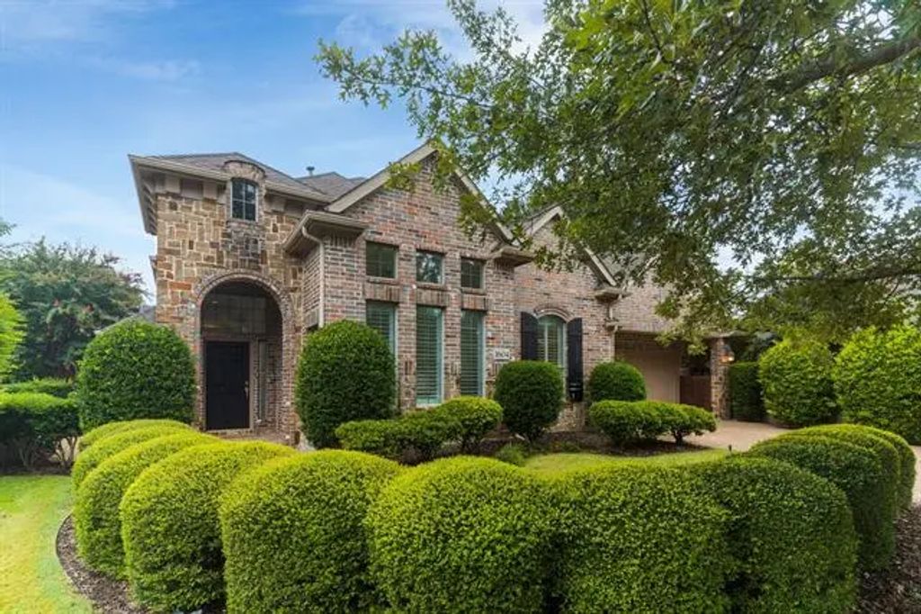 1604 Irons Court, McKinney