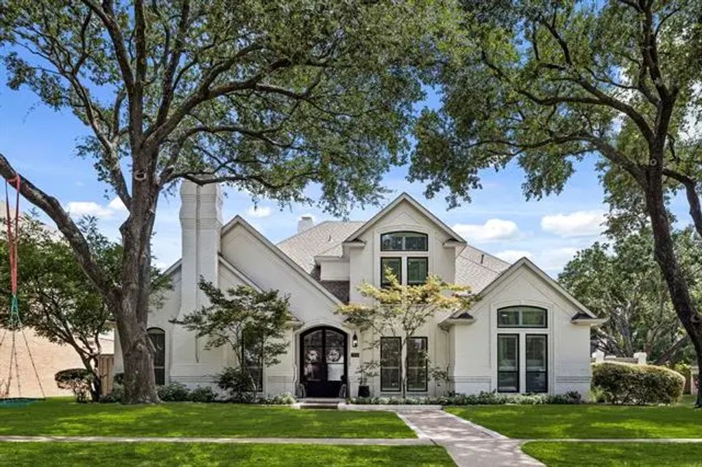 5916 Genoa Court, Plano