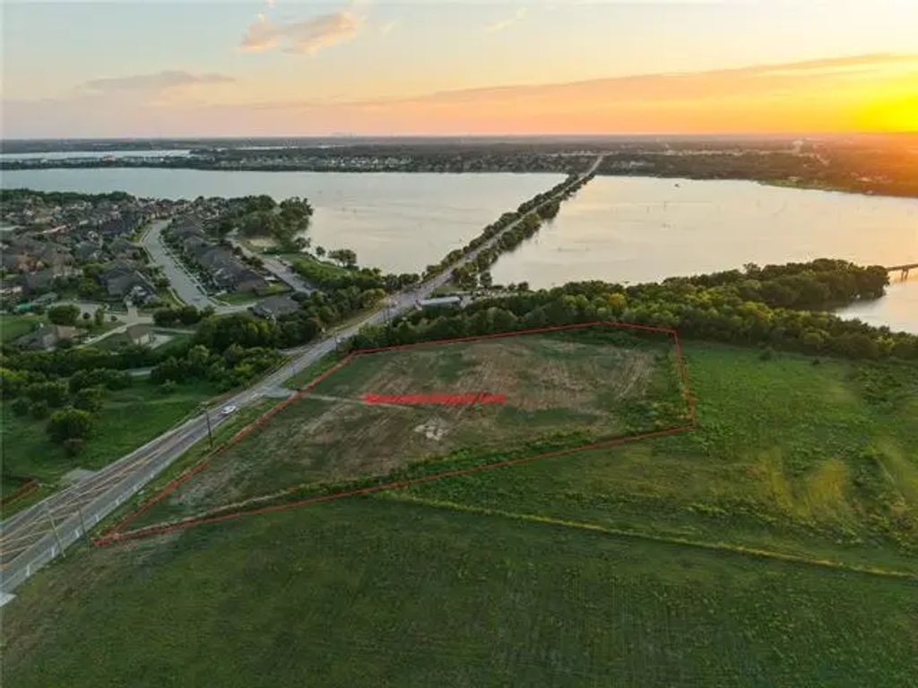 6921 Miller Road, Rowlett