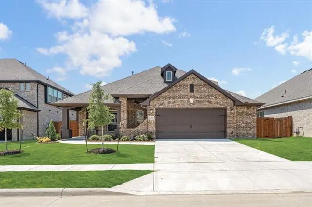 326 Atlas Cedar Drive, Glenn Heights