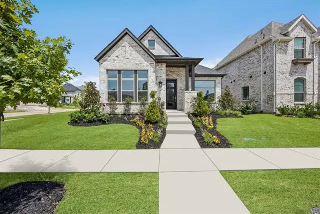 1901 Cola Drive, Van Alstyne