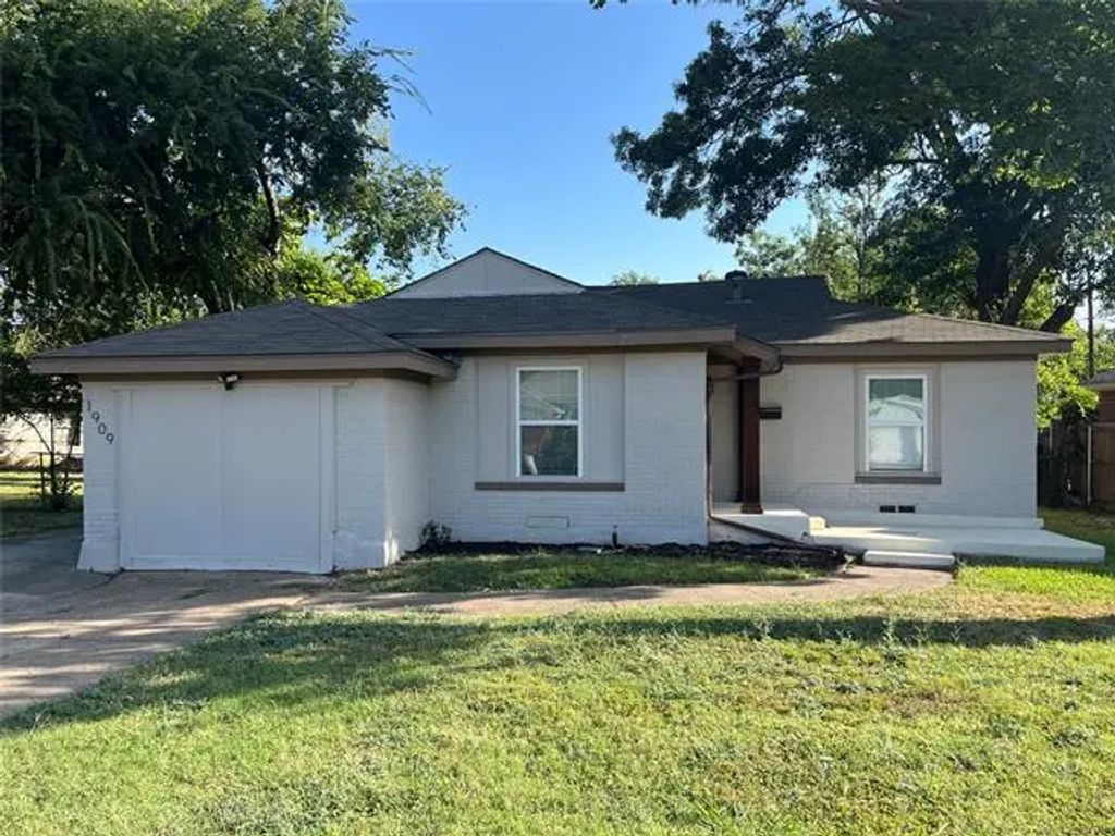 1909 Devonshire Drive, Garland