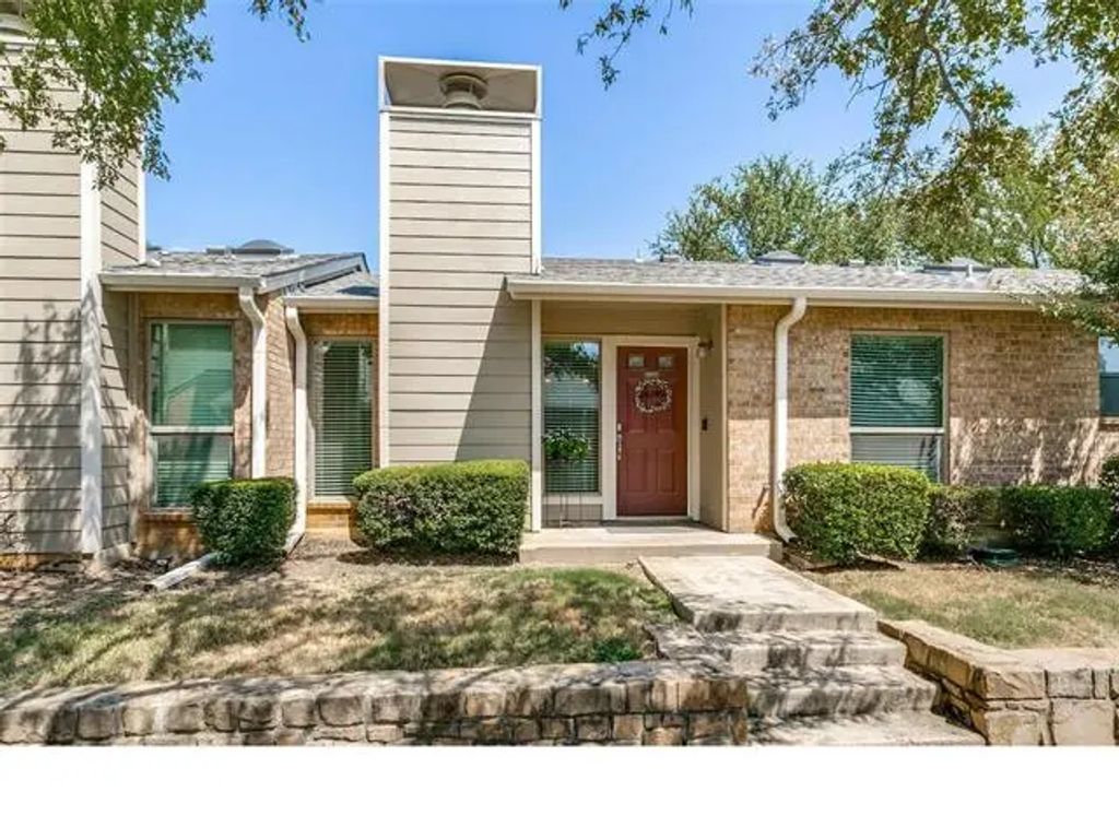 2012 Cottage Oak Lane, Colleyville