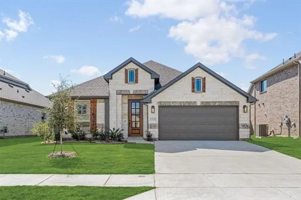 13128 Yellowstone Way, Providence Village