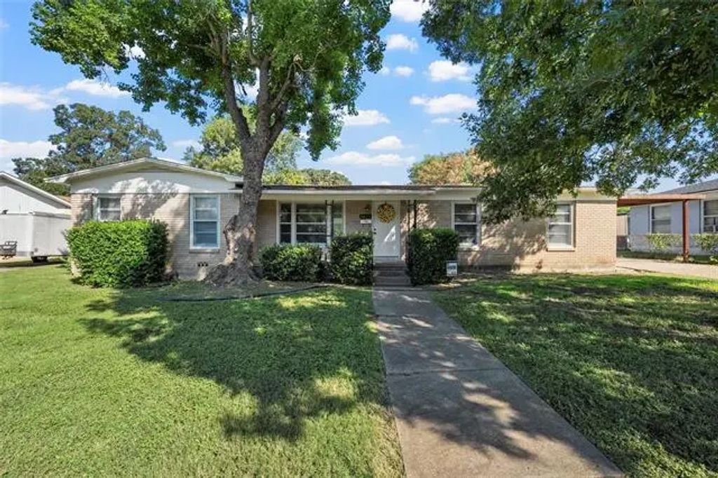 4605 Edmond Avenue, Waco