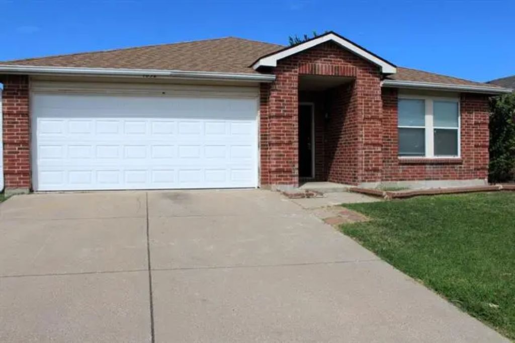 9032 Napa Valley Trail, Fort Worth