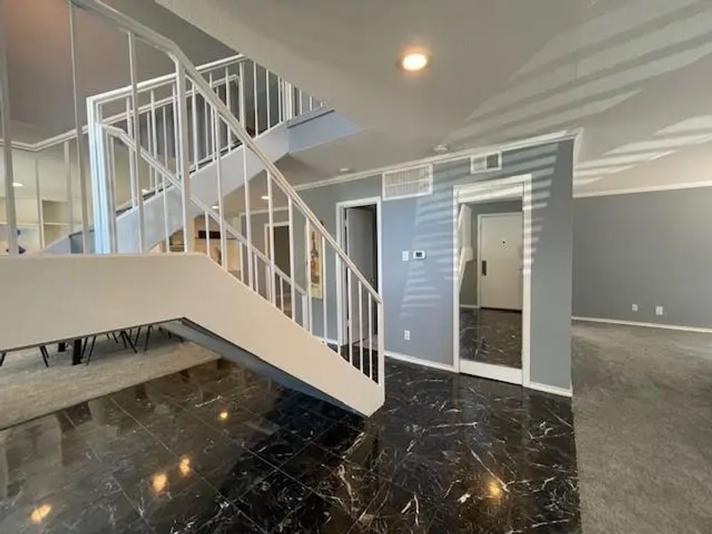 15901 Archwood Lane, Dallas