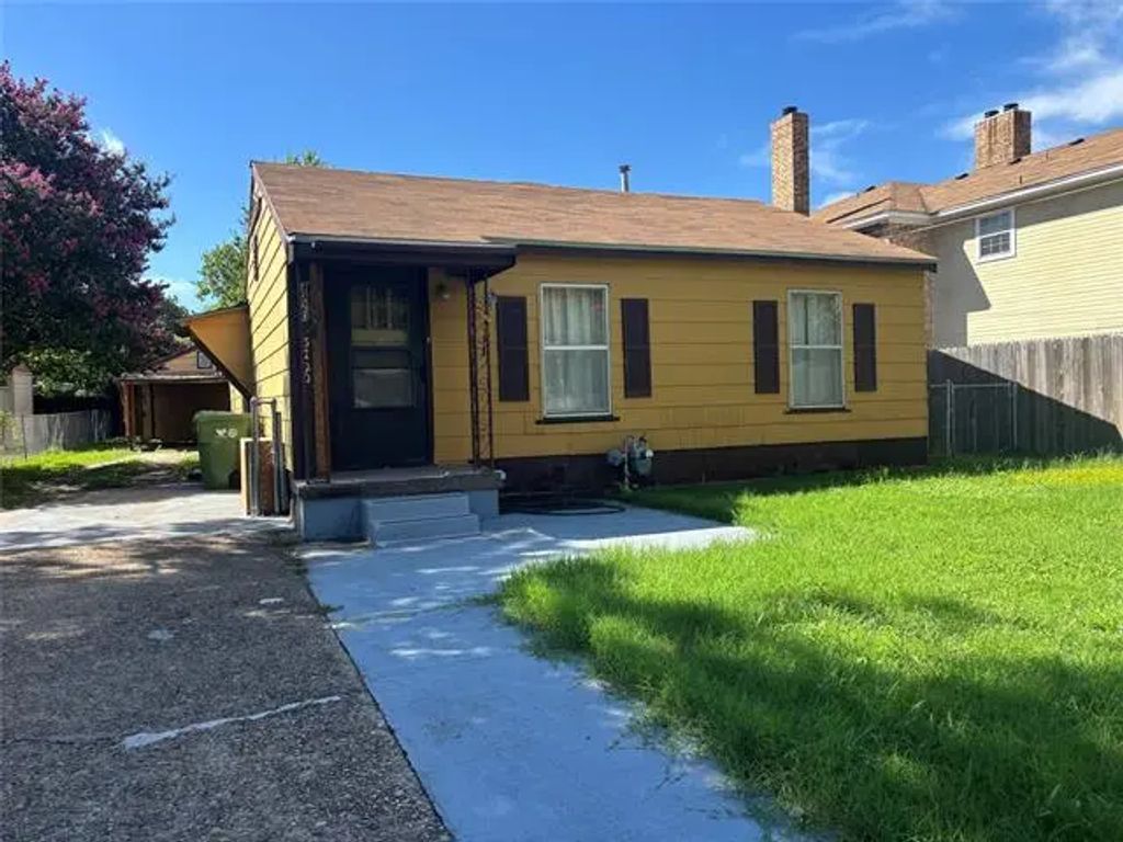 3720 Live Oak Avenue, Waco