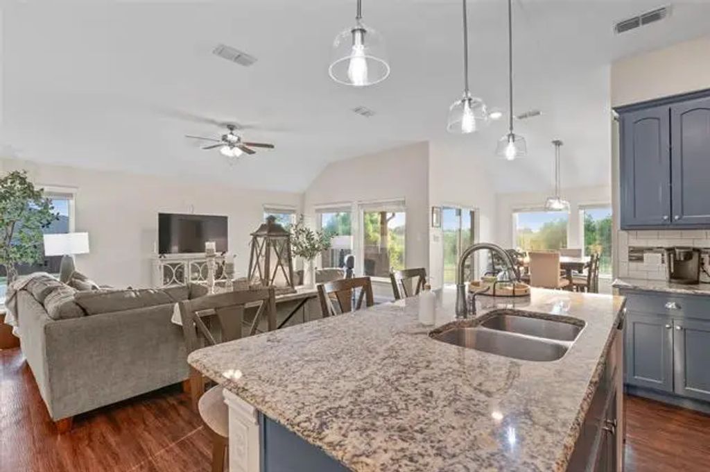4000 Montecristo Lane, Sanger