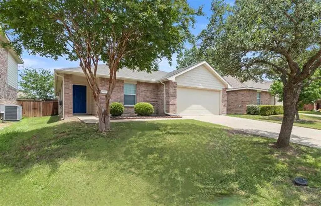1112 Augustin Drive, Princeton