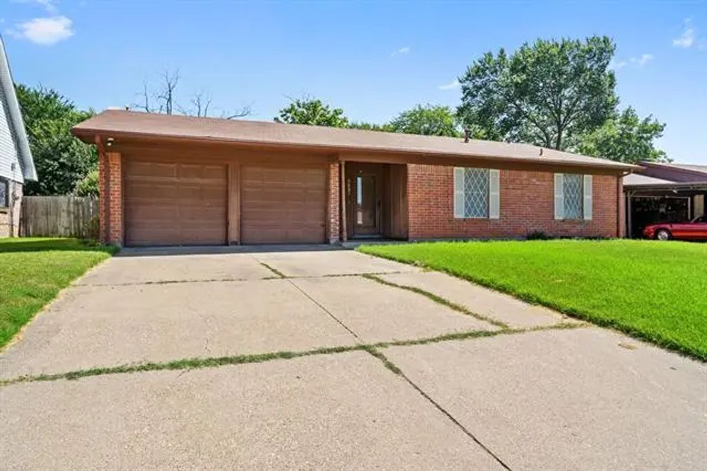 3621 Carriage Hill Drive, Forest Hill