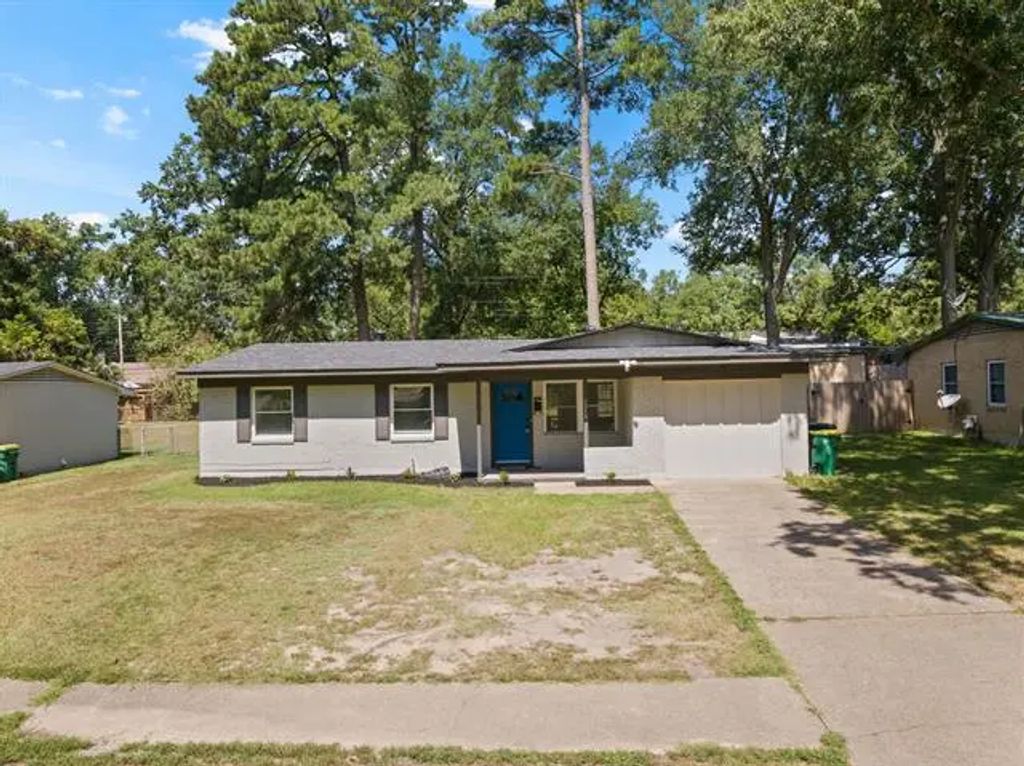 3915 Sabine, Texarkana