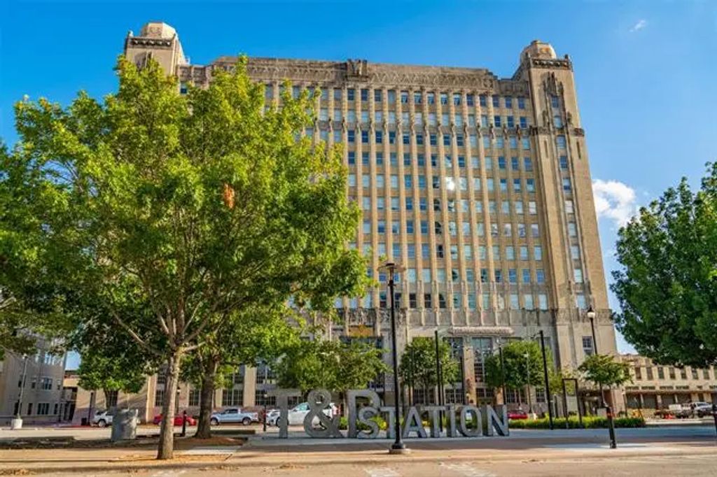 221 W Lancaster Avenue 10007, Fort Worth