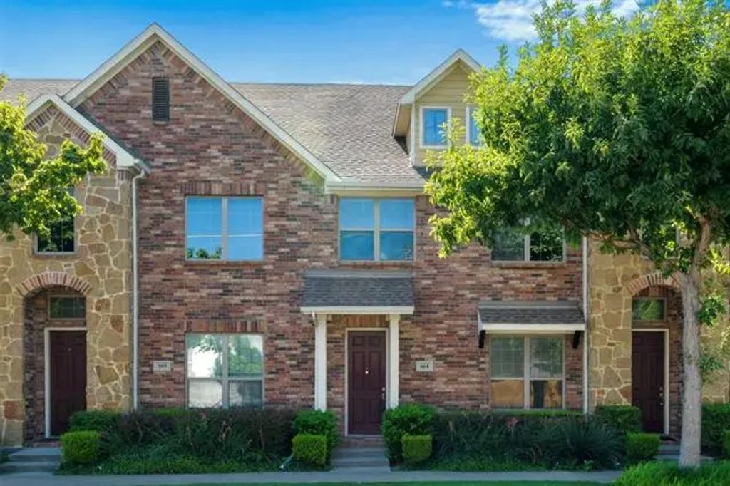 664 S Greenville Avenue, Richardson