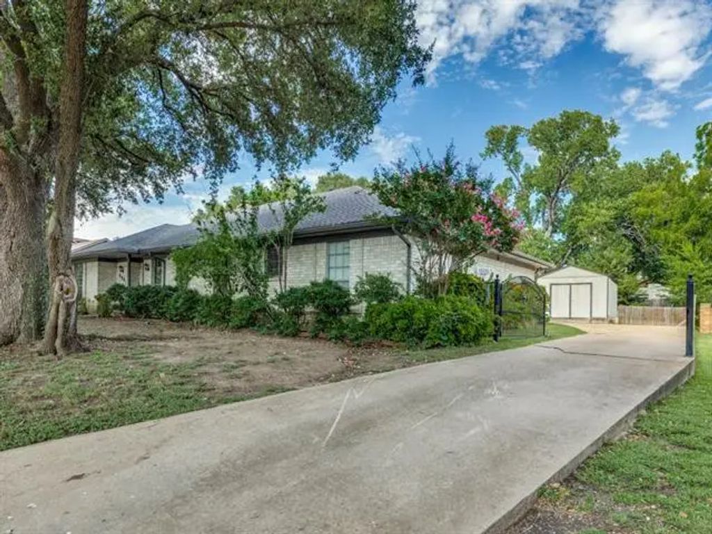 6801 Del Prado Avenue, Fort Worth
