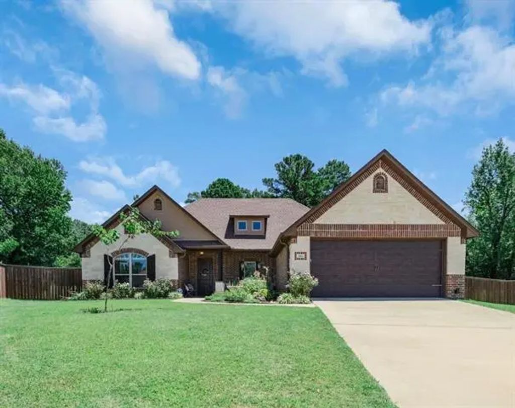 3922 Gable Crest, Longview