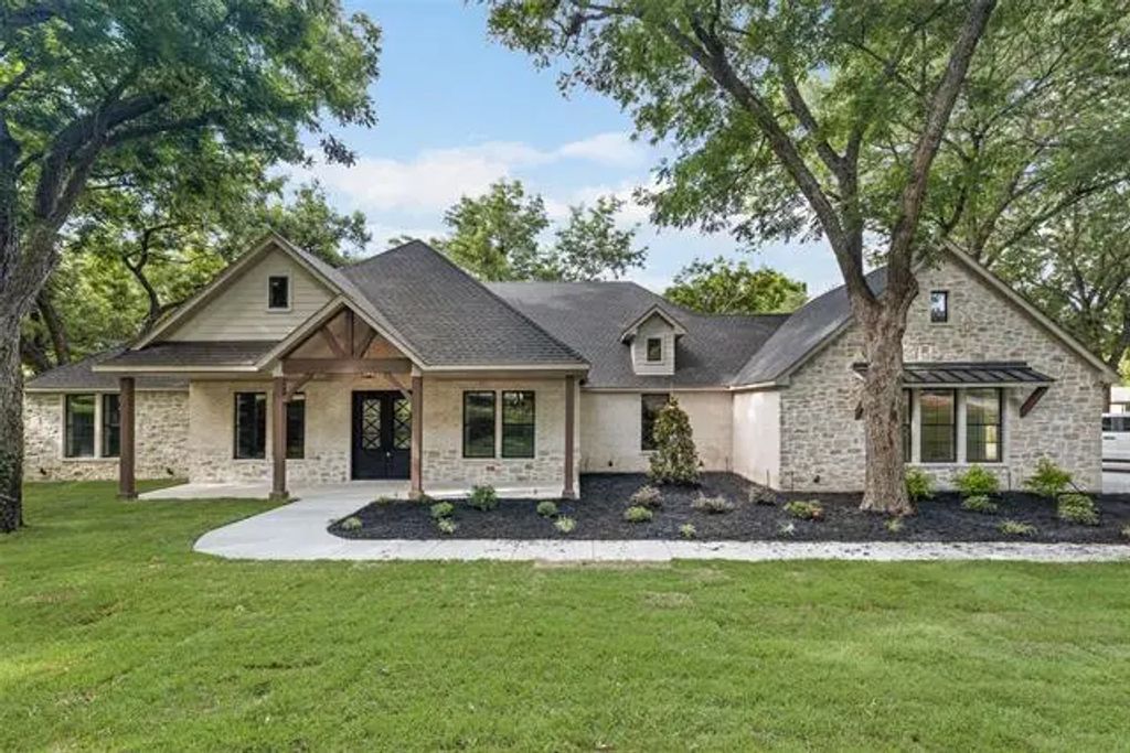 900 Red Oak Creek Drive, Ovilla