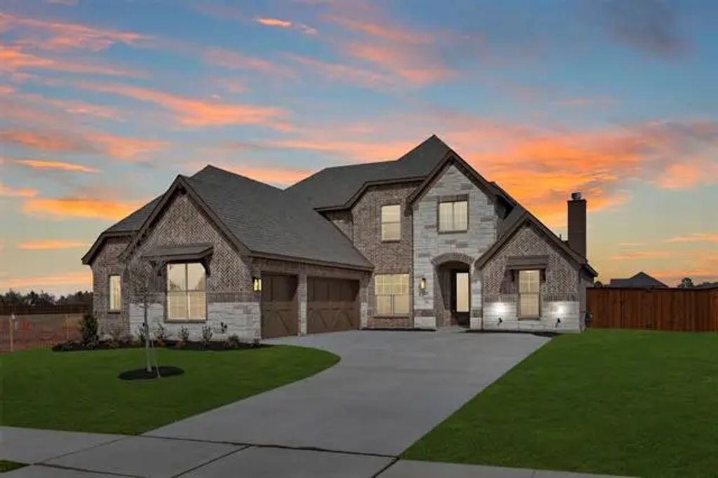 705 Soprano Drive, Forney