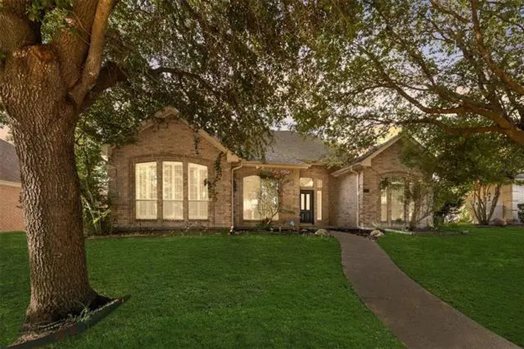 1520 Treeline Drive, DeSoto