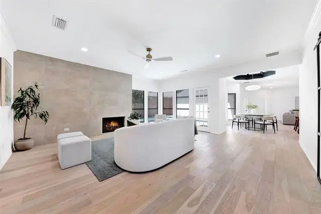 12541 Matisse Lane, Dallas