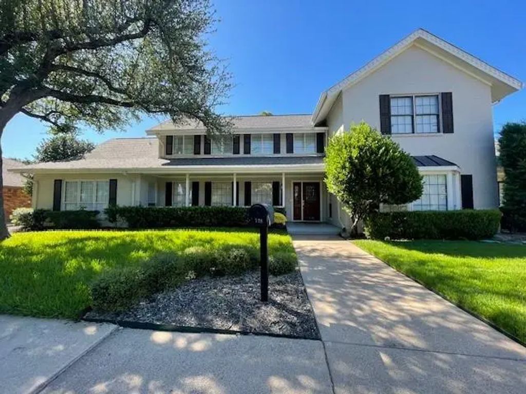 5726 Over Downs Drive, Dallas