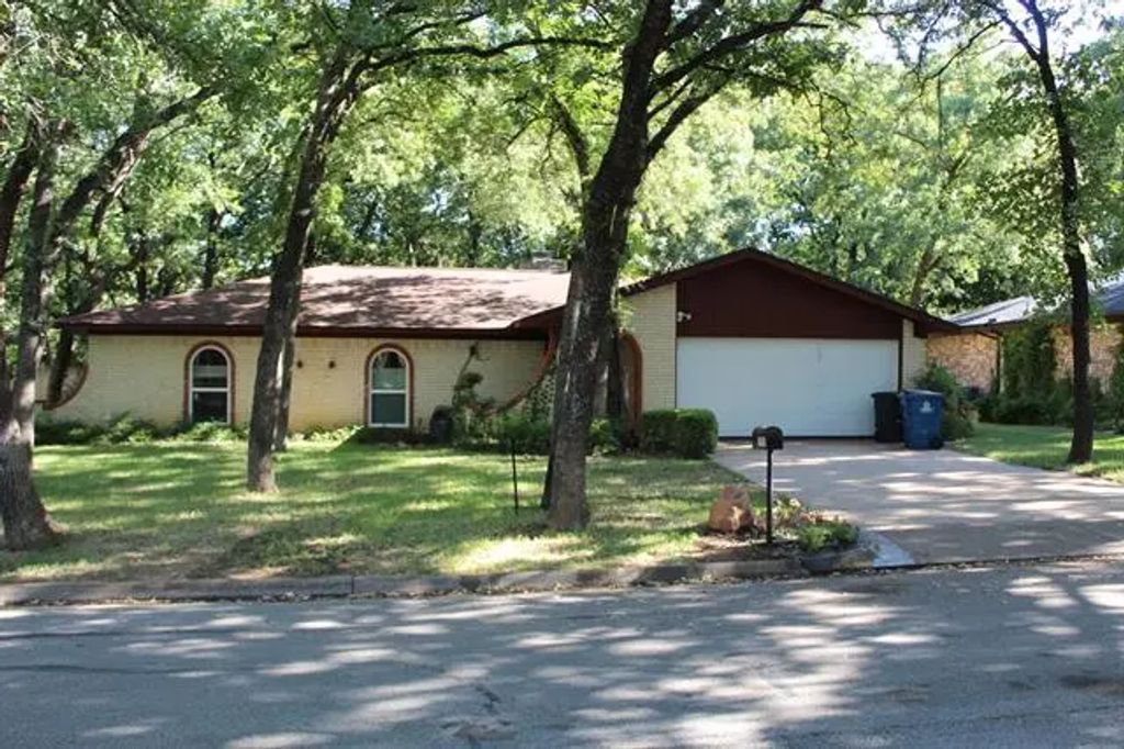 2923 Wentwood Drive, Grapevine