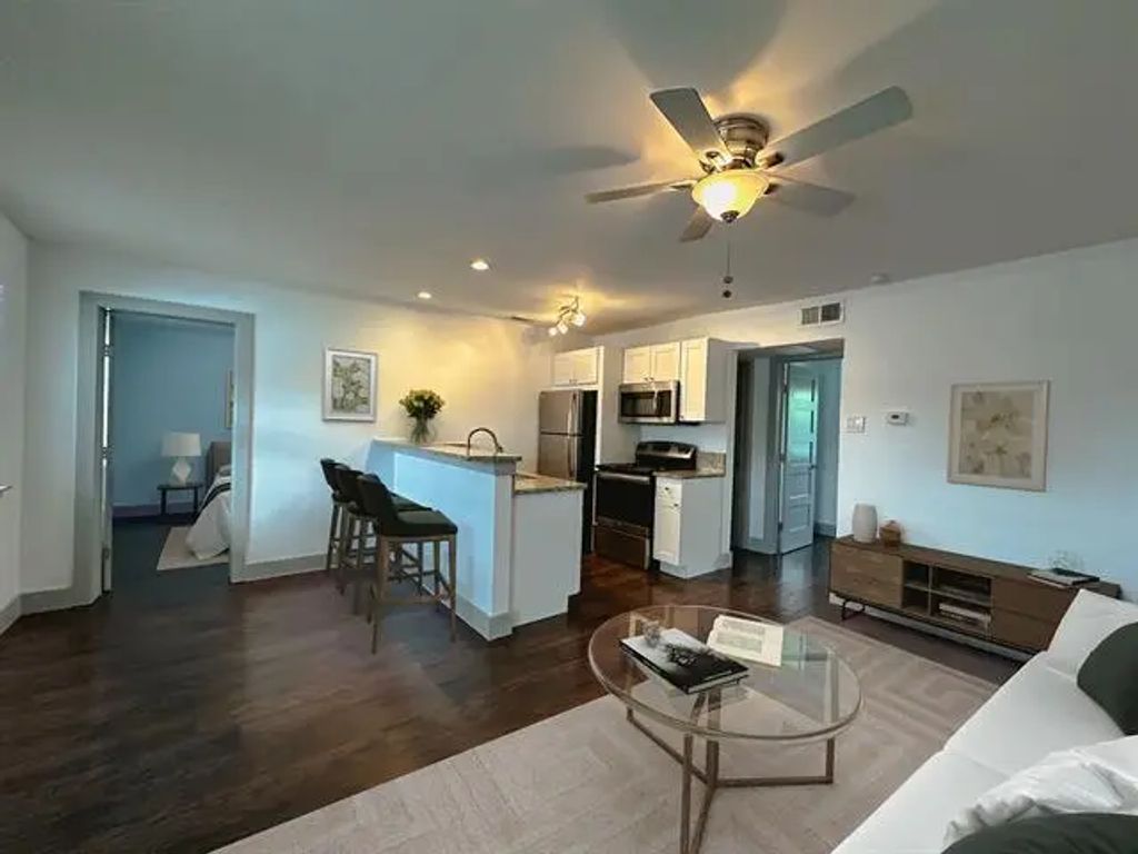 4633 Fairmount Street 211, Dallas