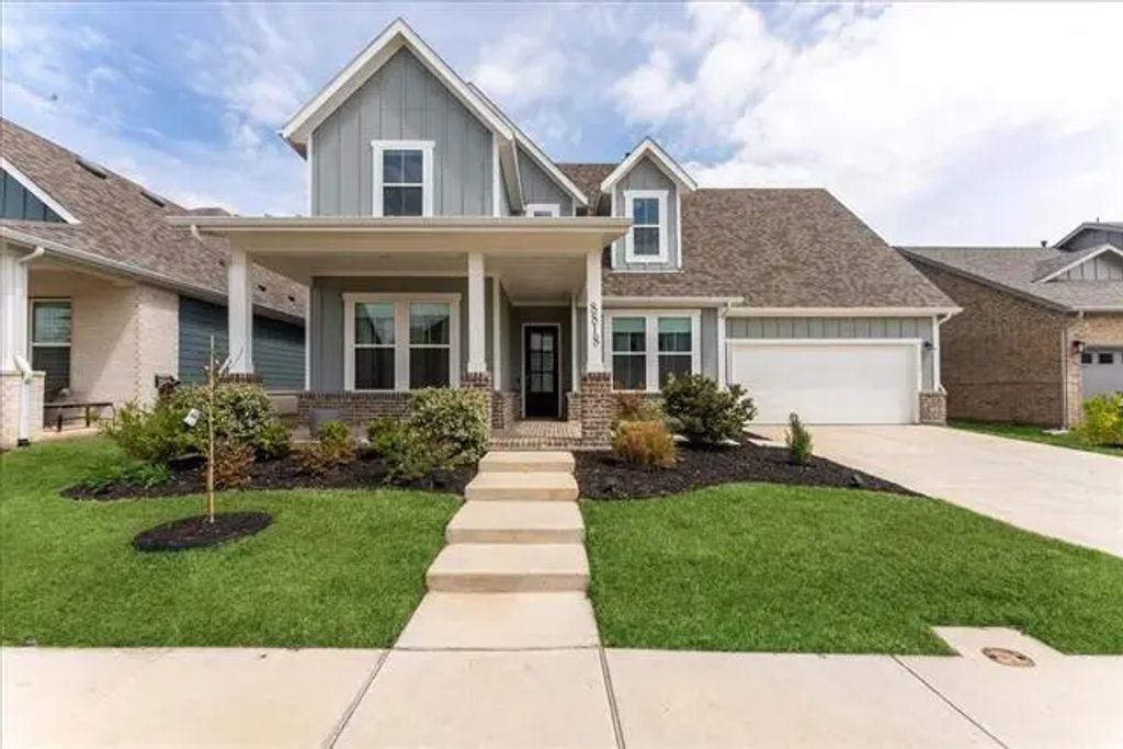 8818 Edna Place, Rowlett