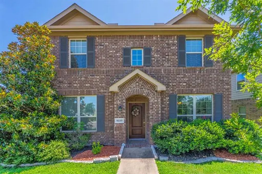 9220 Remington Drive, Aubrey