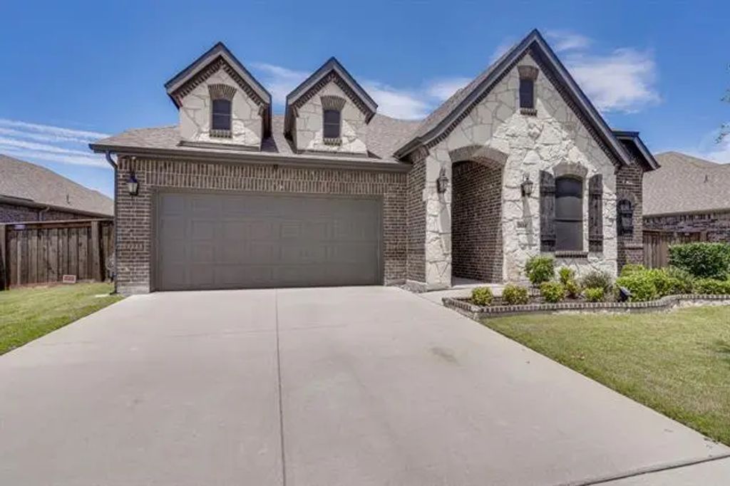 2614 Wallingford Drive, Mansfield