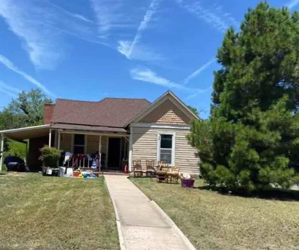 902 Ballinger Street, Abilene