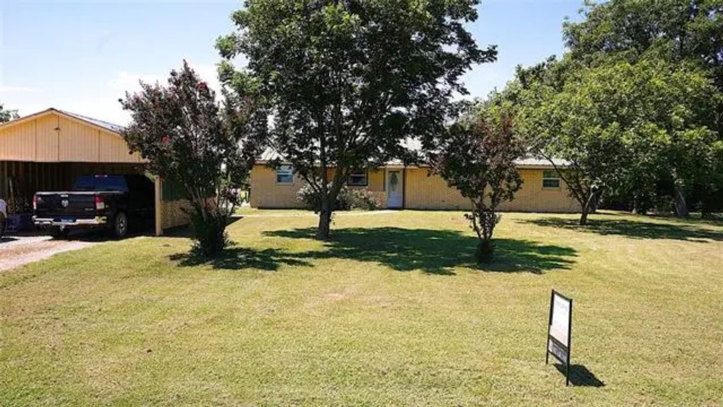 8778 Farm Market 274, Ravenna