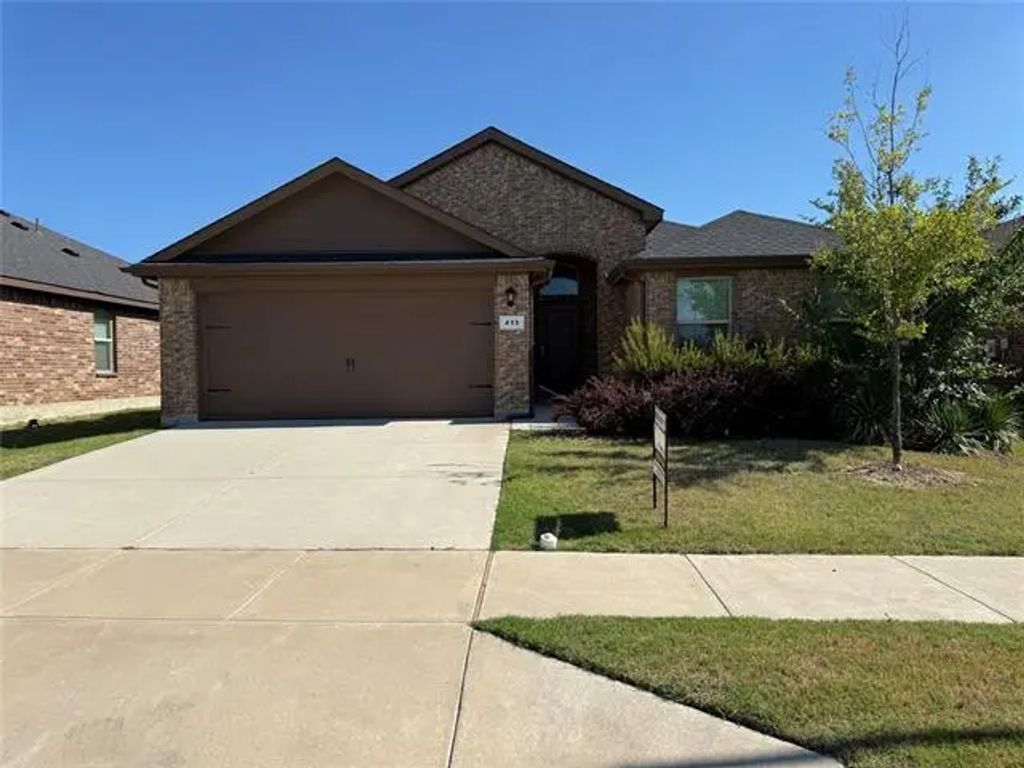 413 Foxhunter Street, Fort Worth