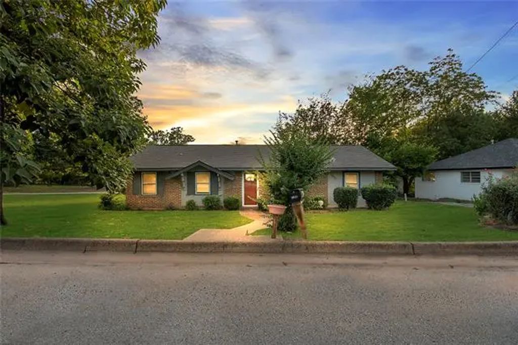 3021 King Street, Tyler
