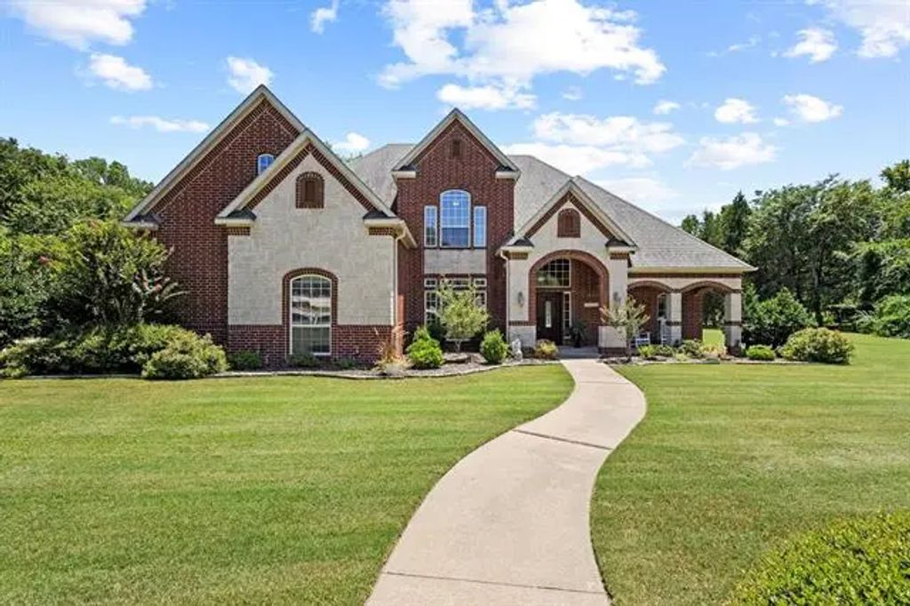 2140 Lucas Court, Denison