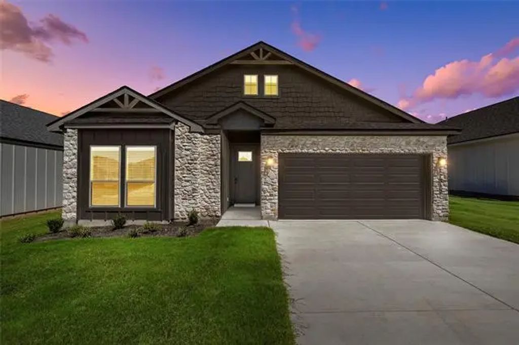 11313 Patera Street, Waco