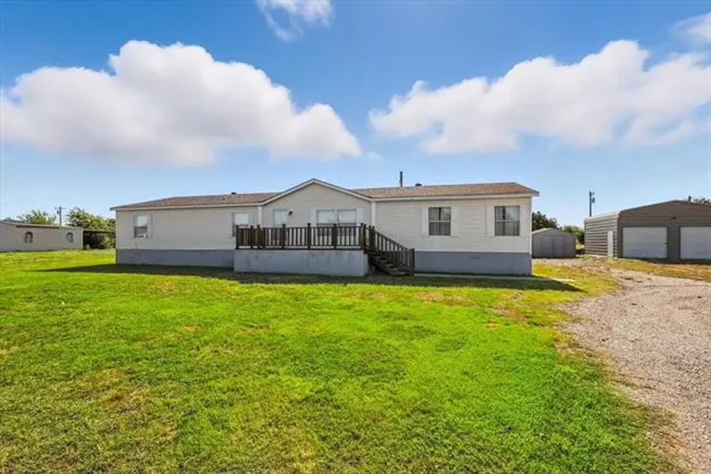 11888 Buttercup Lane, Justin