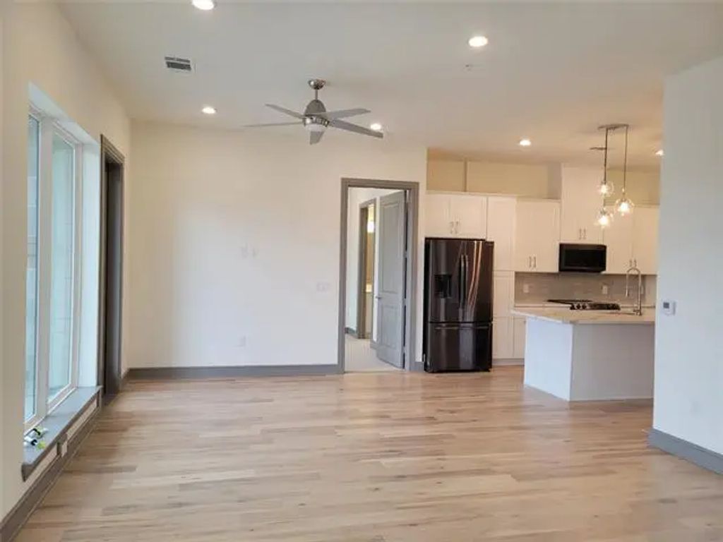 2700 Old Denton Road 2257, Carrollton