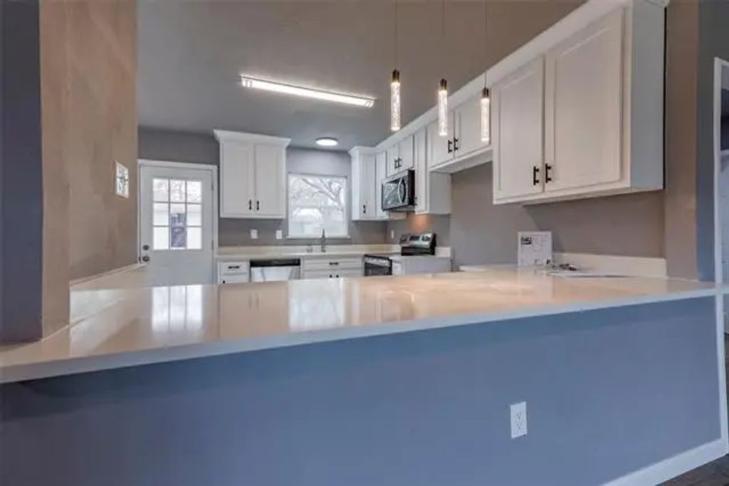 335 Highland Drive, Arlington