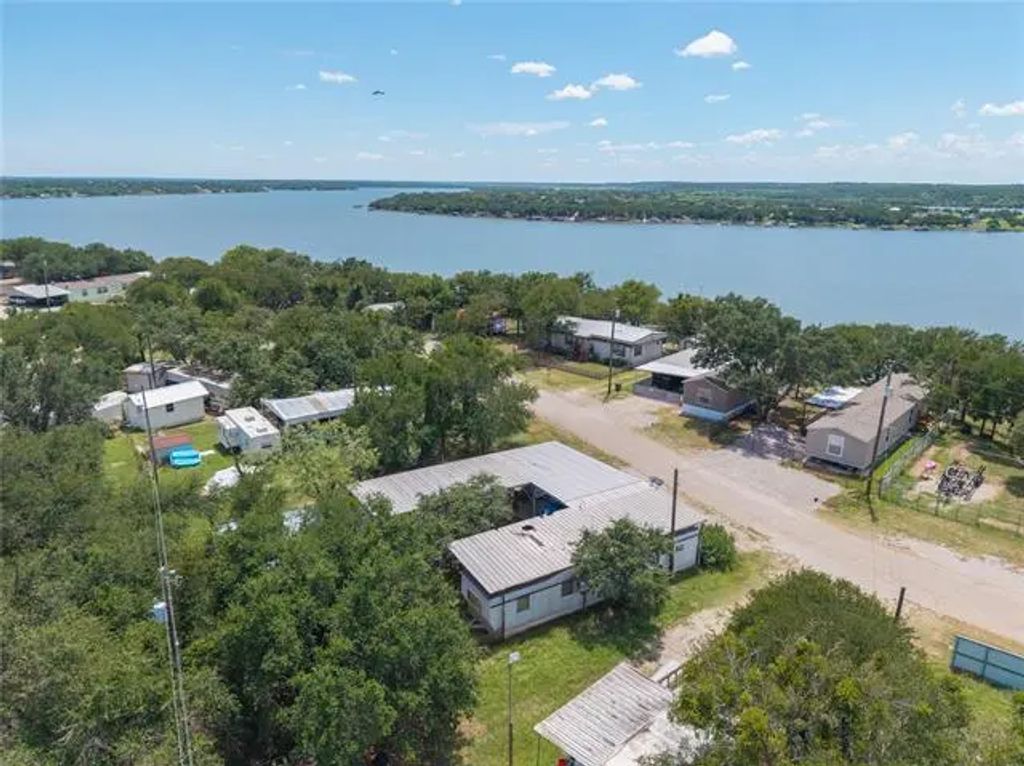 5040 Tamarack Drive, May